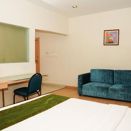 Oyster Suites Hyderabad Exterior photo